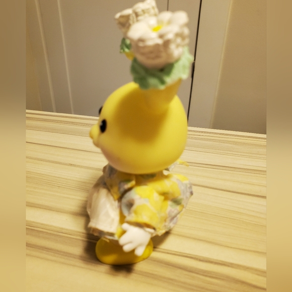 Vintage Tomy/Kidsview Tea Bunnies Yellow Bunny Figurine Sunny Bunny Bay Inn - Picture 2 of 5